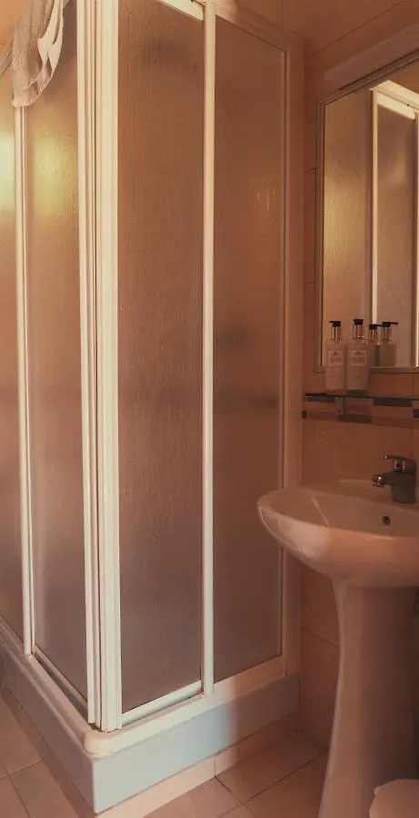 Affittacamere Hostal Esfigueral Playa DPlaya Des Figueral Spagna
